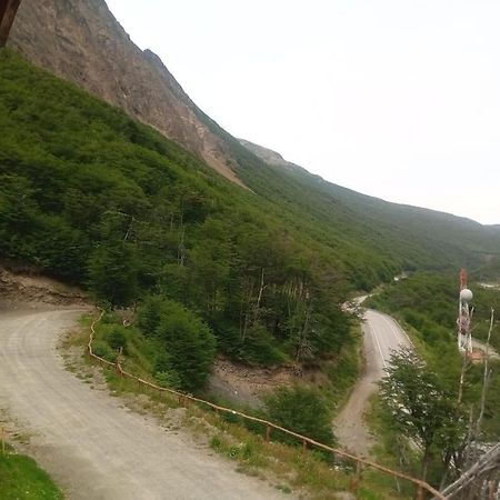 Bagu Ushuaia Hotel エクステリア 写真