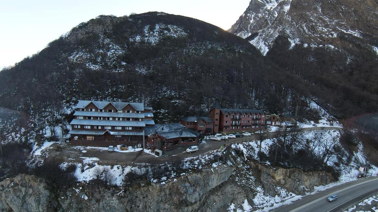 Bagu Ushuaia Hotel エクステリア 写真